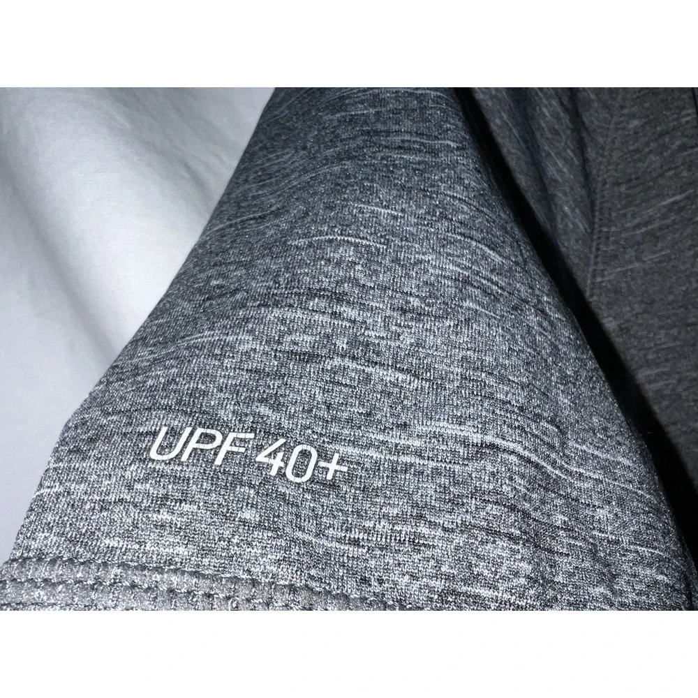 Nike Men's Hydroguard Dri-FIT Stretch UPF 40+ Guard Swim Top Size Large Gray‎